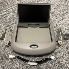 トヨタ純正リアモニター V9T-R57C