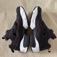 美品！値引き！リーボックポンプフューリーの画像