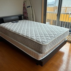DREAM BED