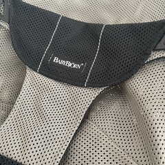 ベビービョルン　バウンサー　メッシュ　黒　折りたたみ　ベビービヨルンの画像