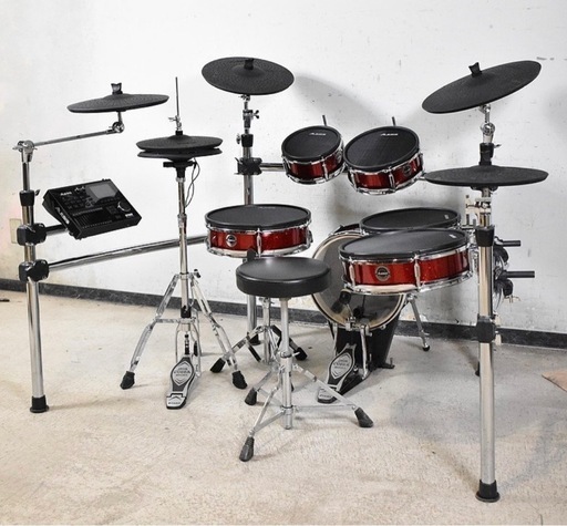 電子ドラム（Alesis）