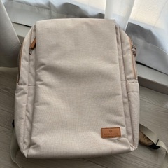 【さらに値下げしました】NORDACE リュック・バックパック　ベージュの画像