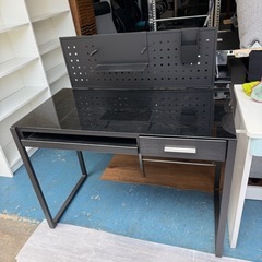 オフィスデスク　机