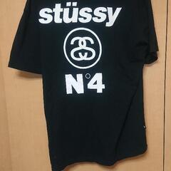 ステューシーのTシャツです！サイズはXLです！