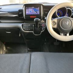 【車検R7年9月】【ホンダ】【N-BOX 660カスタムG Lパッケージ】両側スライド片側電動ドア 前後ドライブレコーダー ＤＶＤナビ ＴＶ アイドリングストップ シートアレンジ ミラーウインカー ベンチシート ラジオ ＥＴＣ ブラックの画像