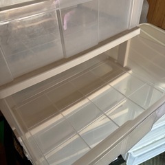 プラスチックケース　衣装ケース