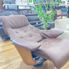 【トレファク高槻店】取りに来られる方限定！karimoku （カリモク）の一人掛けリクライニングソファーのご紹介です！の画像