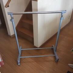 ハンガーラック　篠路発