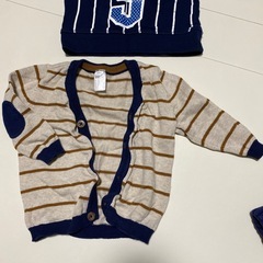まとめ売り　アウター3枚と服1枚　サイズ60-70の画像