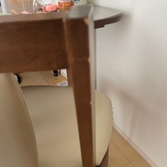キズ椅子2の画像