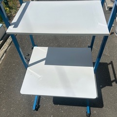 パソコンデスク