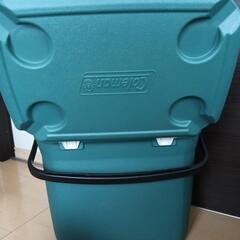 コールマン　エクストリーム　ハードクーラーボックスの画像