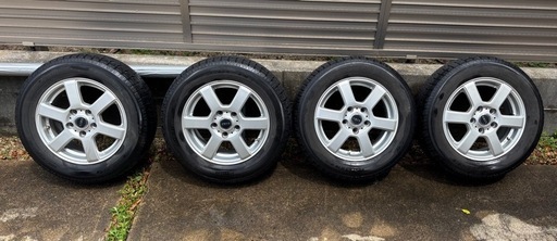 【最終値下げ】早い者勝ち
タイヤホイール4本（15インチ）