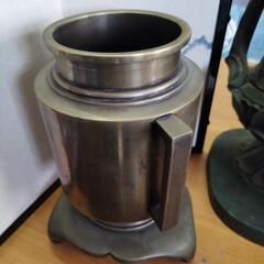 青銅製花瓶重さ２キロの画像