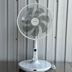 D32◇TOSHIBA◇扇風機◇7枚羽根◇省電力◇リモコン付◇ツインタイマー◇TF-30DL25