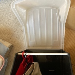 洋服　ハンガー収納の画像