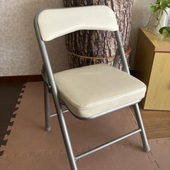 折り畳みミニ椅子