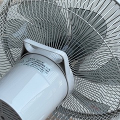 D32★東芝◇扇風機◇7枚羽根◇省電力◇LCDリモコン付◇ツインタイマー◇DCモーター◇TF-30DL25の画像