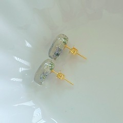 🎀ハンドメイド　レジンのピアスの画像