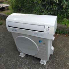 ✨️可動保証✨️ダイキンエアコン6〜8畳用2016年取付工事費込クリーニング済の画像