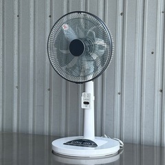 D33◇日立◇扇風機◇8枚羽根◇リモコン付◇うちわ風◇HEF-DL300A