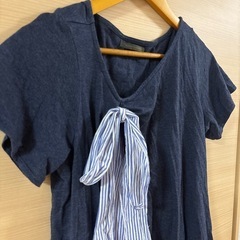 薄手カットソーの画像