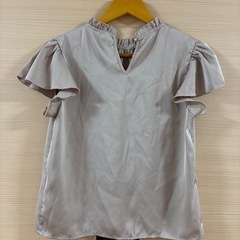 美品✨ SHEINカットソーの画像