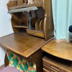 【あげます】学習机+椅子5/3・4お渡しの方優先
 の画像