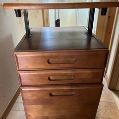 【あげます】学習机+椅子5/3・4お渡しの方優先
 の画像