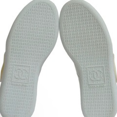 CHANEL シャネル　キャンバス　スニーカー23センチの画像