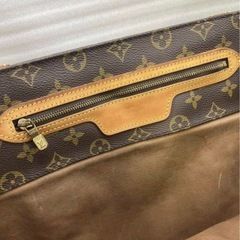 ヴィンテージルイヴィトンバックの画像