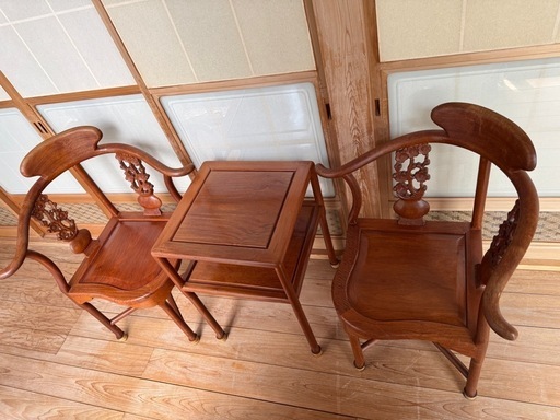 高級チェア2脚＋サイドテーブル セット／唐木家具　花梨　彫刻　和モダン アジアン
