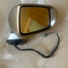 自動車部品　