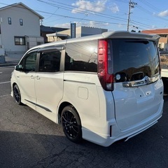成約済　平成26年式ノアハイブリッド車検2年付82,000kmの画像