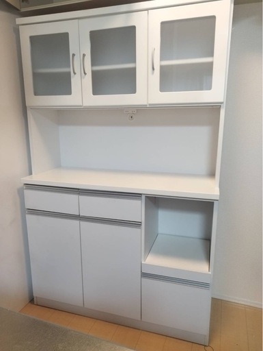 決まりました！超美品！【キッチン収納棚】