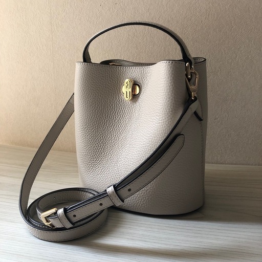 【新品未使用】[フルラ] 2WAYバッグ ダナエ レザー