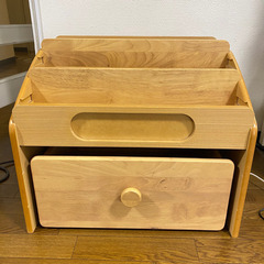 子供　絵本棚　おもちゃ収納　おままごと