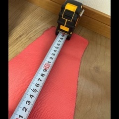 型押し レザークラフト 赤の画像