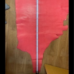 型押し レザークラフト 赤の画像