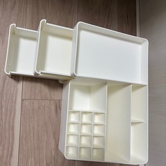 【未使用】コスメ収納ボックスの画像