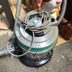 ステンレスバキュームクリーナー