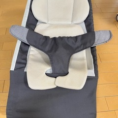 西松屋バウンサーメッシュ素材　4段階調整可能