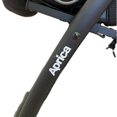 ★最終値下げAprica ラクーナクッションフリー（レインカバー付）軽量・オート4輪ベビーカー の画像