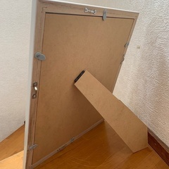 白フレーム