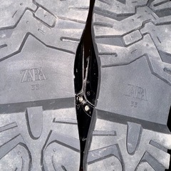 ZARA エナメル　 靴  21.0cm の画像