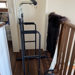 健康器具。ぶら下がり健康機。