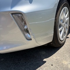 中古車プリウスαの画像
