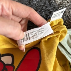 子供服　キティのTシャツの画像