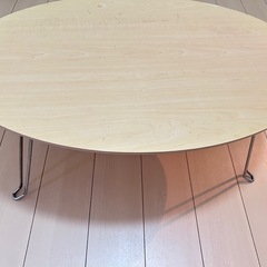 楕円形のテーブル作業用に使いたい方お譲りします。