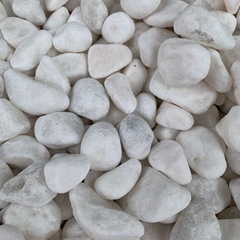 白石 砂利 庭や菜園に
 